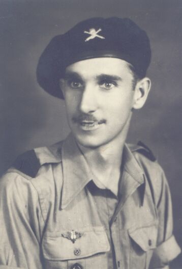 Gaston Eve in desert uniform 1943 